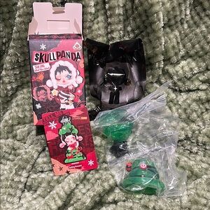 SKULLPANDA Tell Me What You Want- Getting Dressed